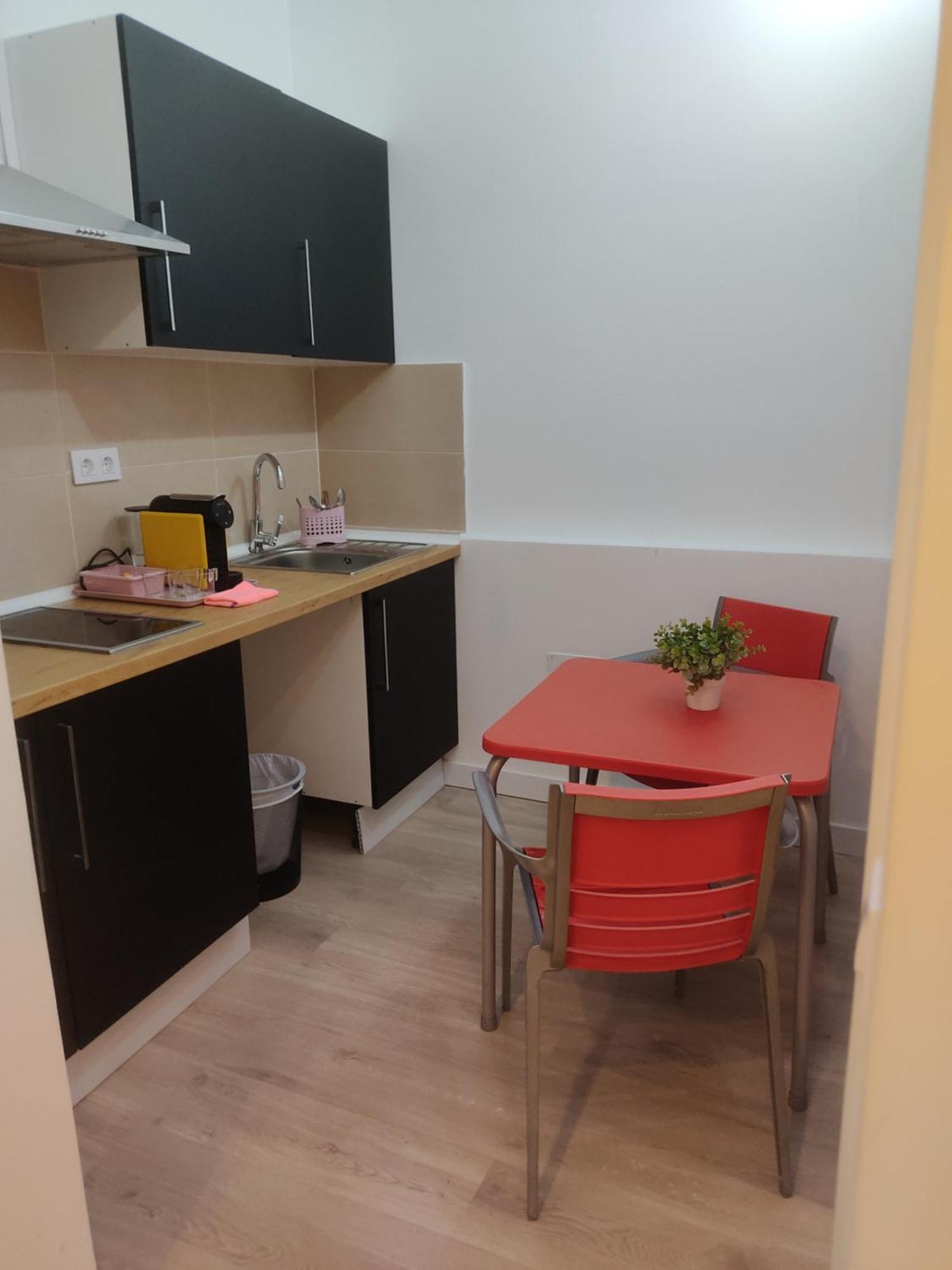 Grand Via House Hotel Мадрид Екстериор снимка