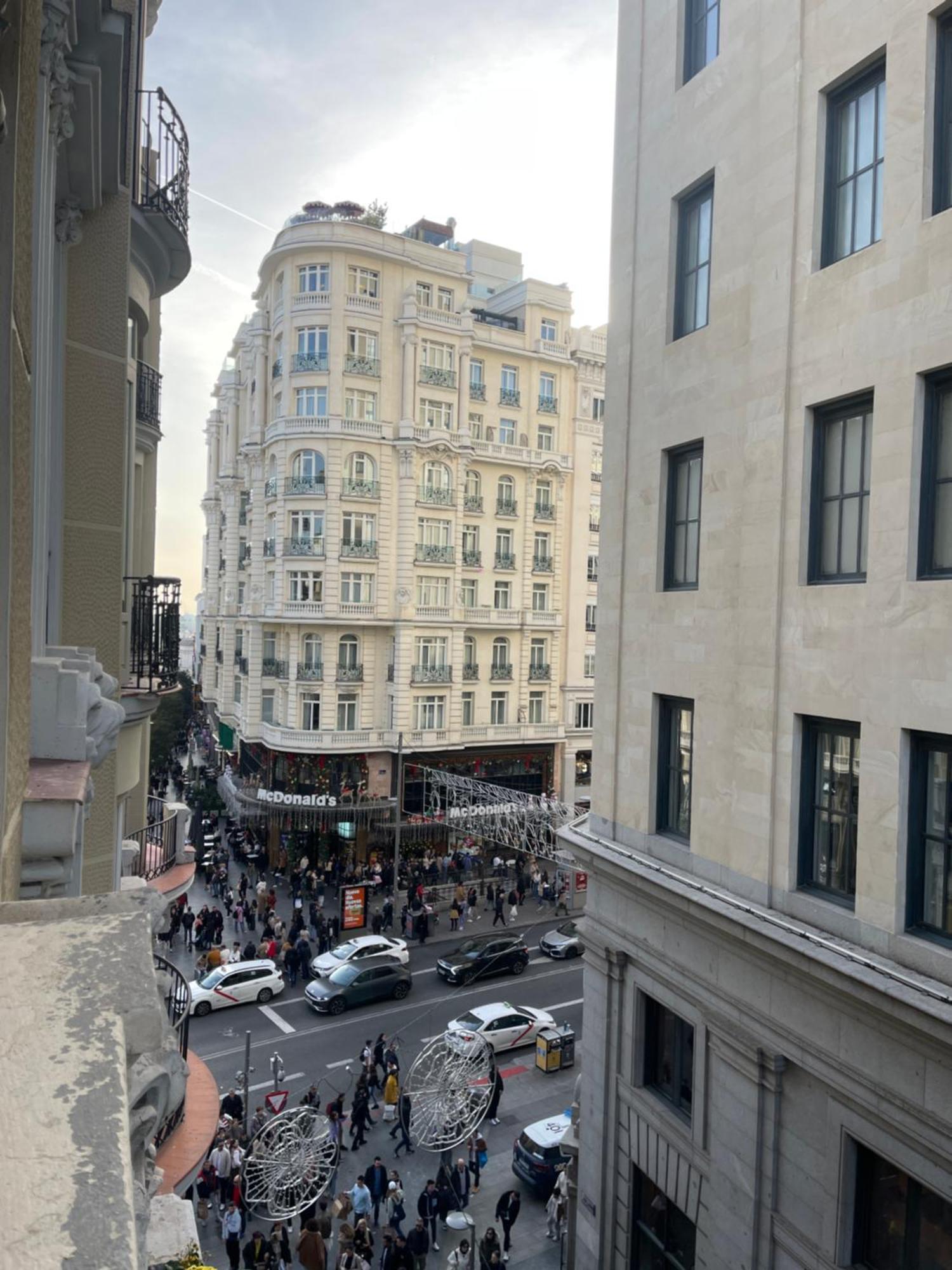 Grand Via House Hotel Мадрид Екстериор снимка